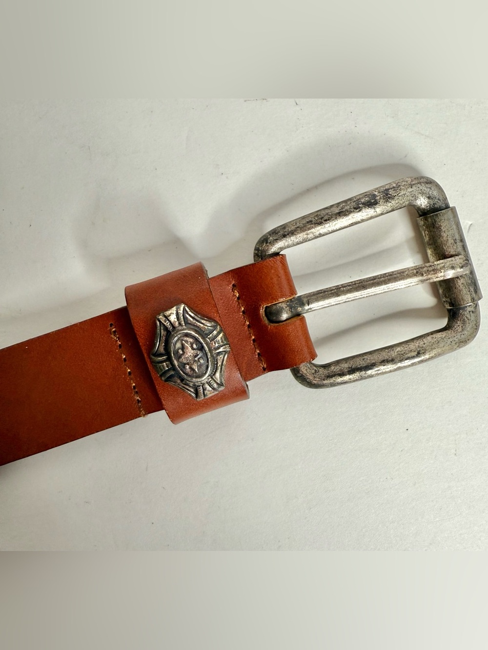 NEIMAN MARCUS Vintage Brown Leather Pewter Coastal Cowgirl Conch Belt Sz Large - Picture 14 of 16